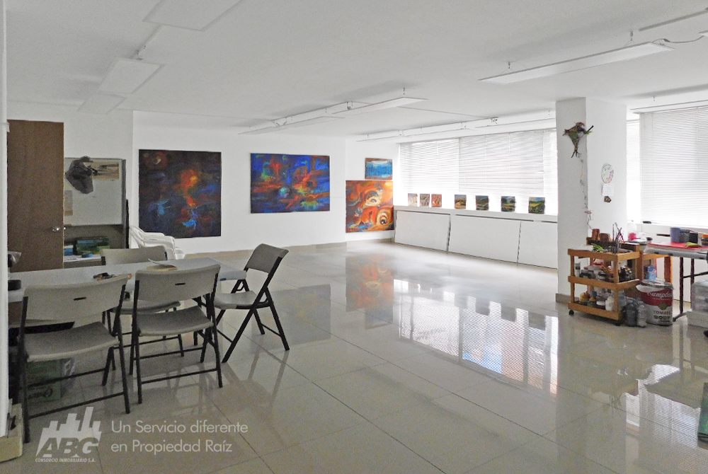 Oficina de 60 m² en arriendo, barrio Chapinero