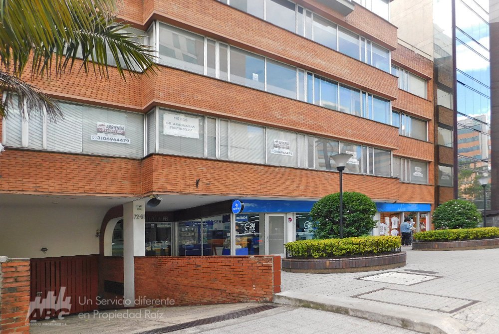 Oficina de 60 m² en arriendo, barrio Chapinero