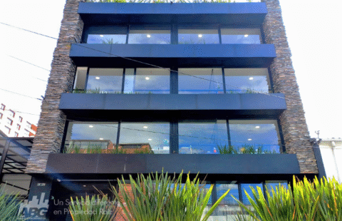 Edificio en Santa Ana Occidental